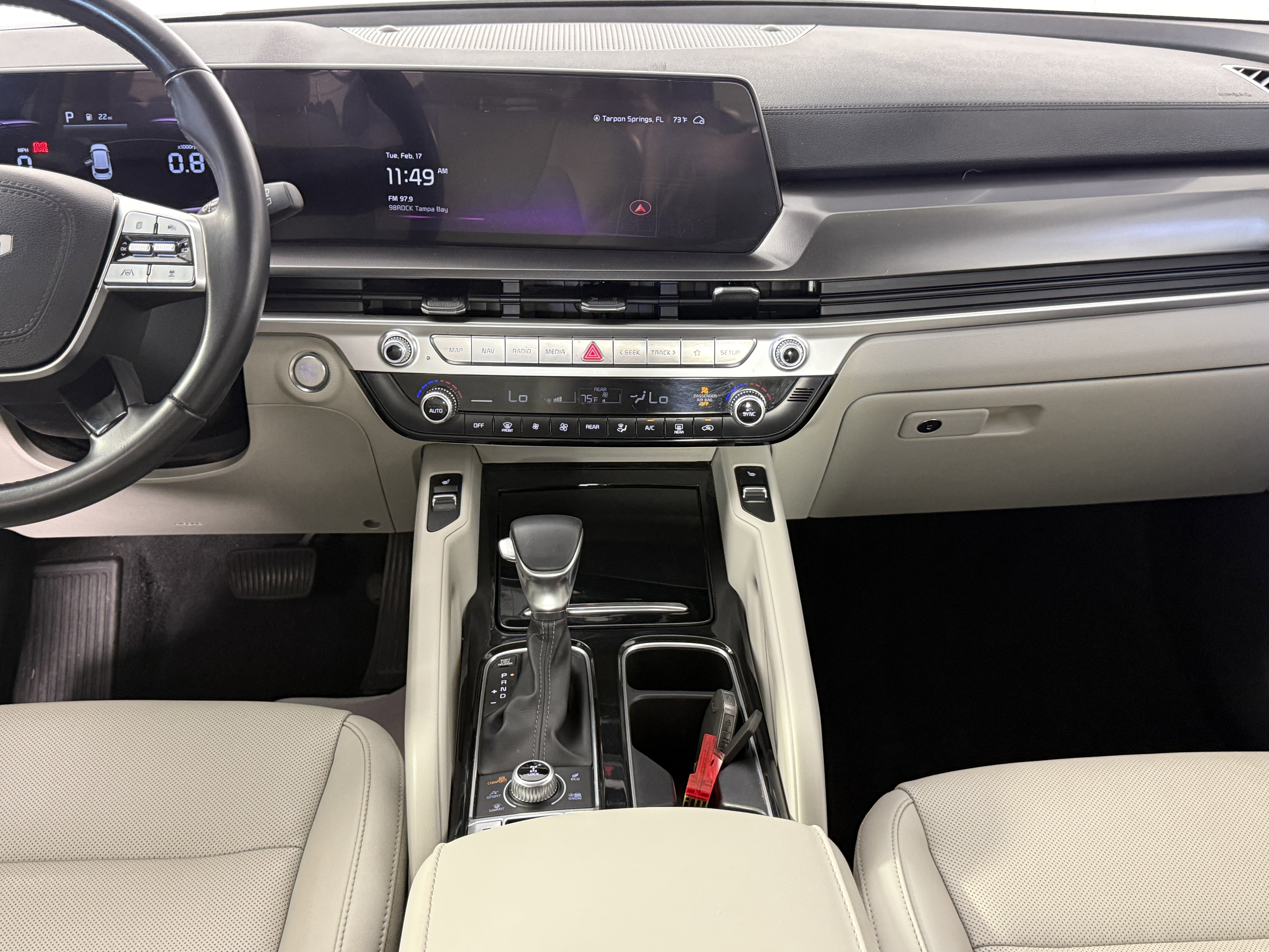 Used 2023 Kia Telluride S image 12