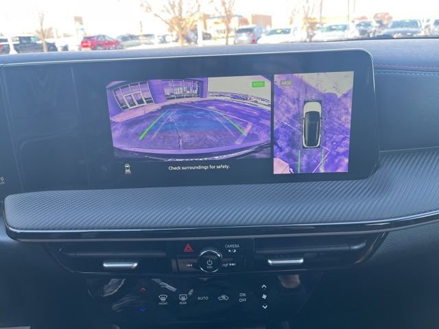 Used 2025 Nissan Kicks SR image 22