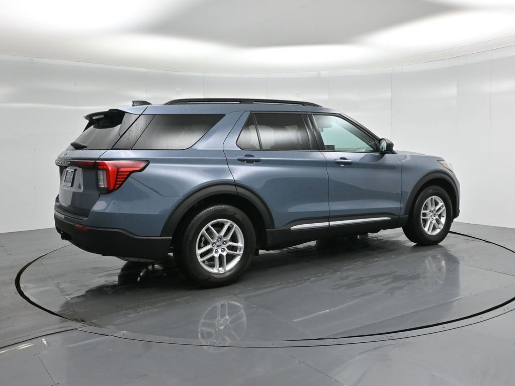 Certified 2025 Ford Explorer Active image 26
