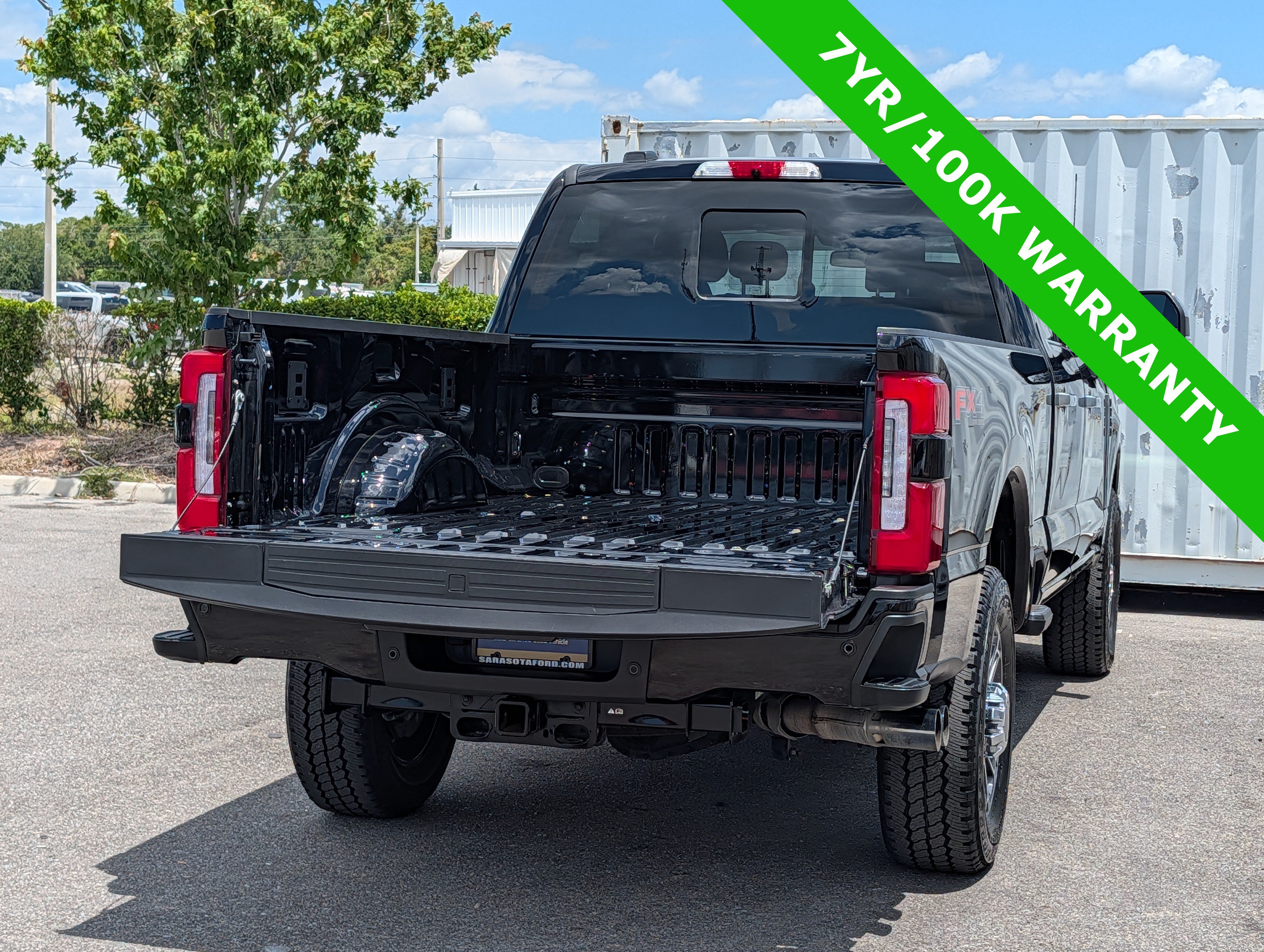 Certified 2025 Ford F250 Platinum w/ Platinum Plus Package AWD/4WD image 13