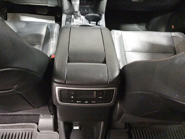 Used 2019 Toyota Highlander Limited AWD/4WD image 15