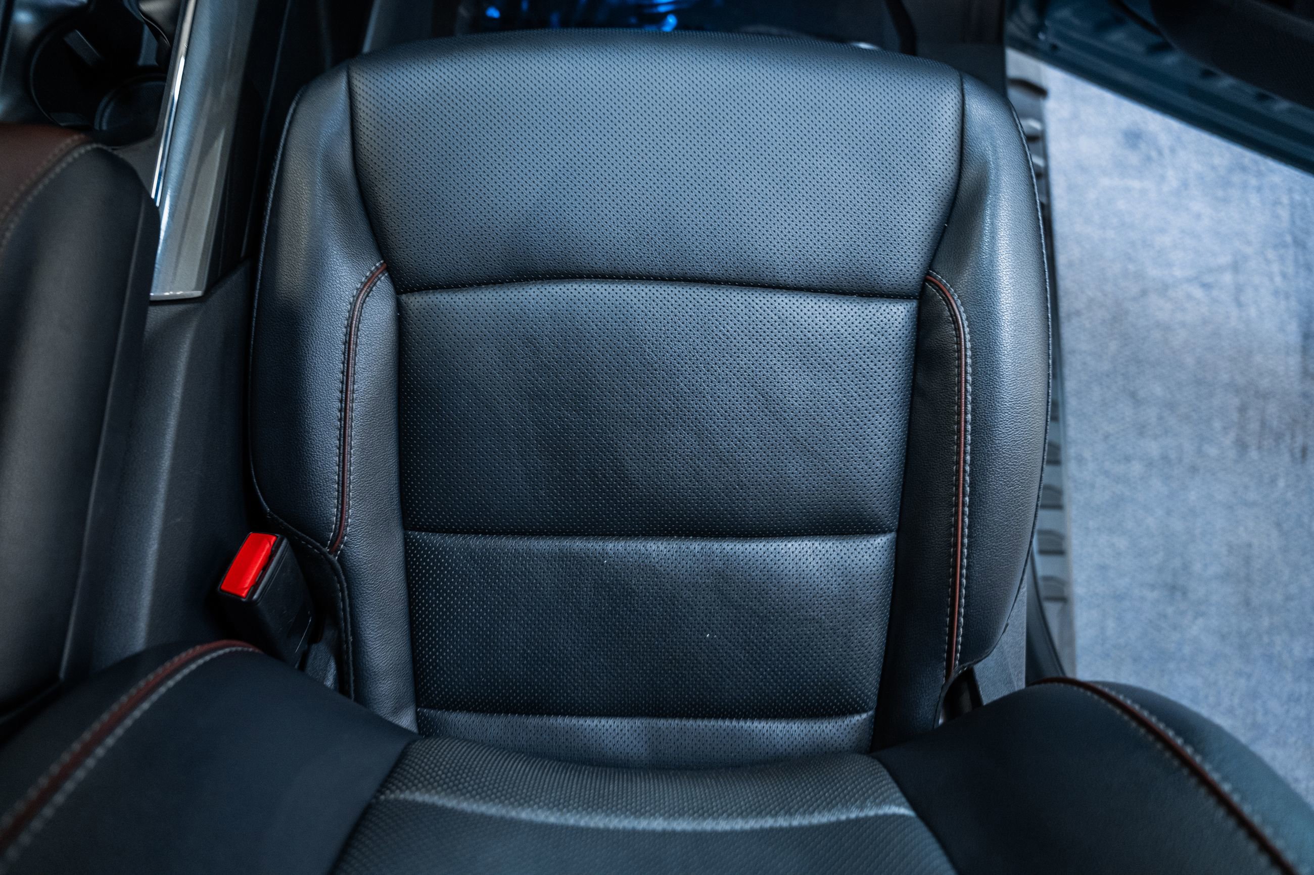 Certified 2023 Ford F150 Lariat w/ Equipment Group 502A High image 41