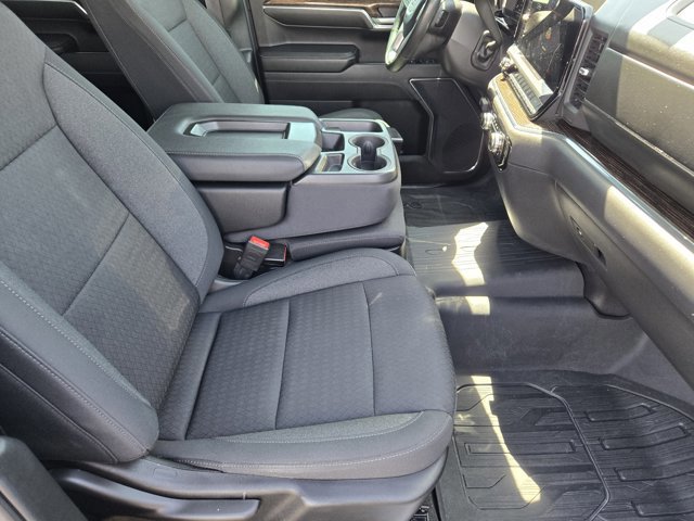 Used 2023 GMC Sierra 1500 SLE image 6