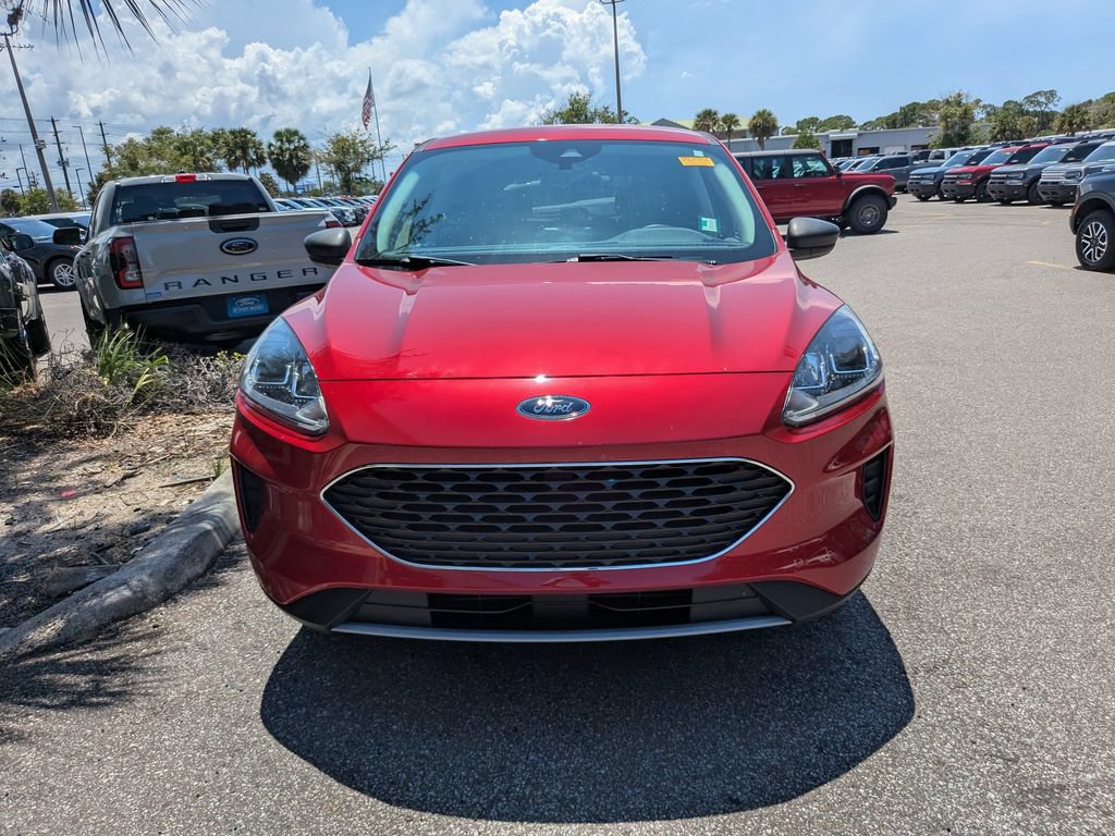 Certified 2022 Ford Escape SE w/ Convenience Package AWD/4WD image 3