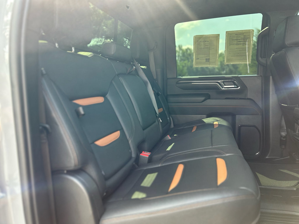 Used 2024 GMC Sierra 2500 AT4 w/ AT4 Premium Plus Package AWD/4WD image 12