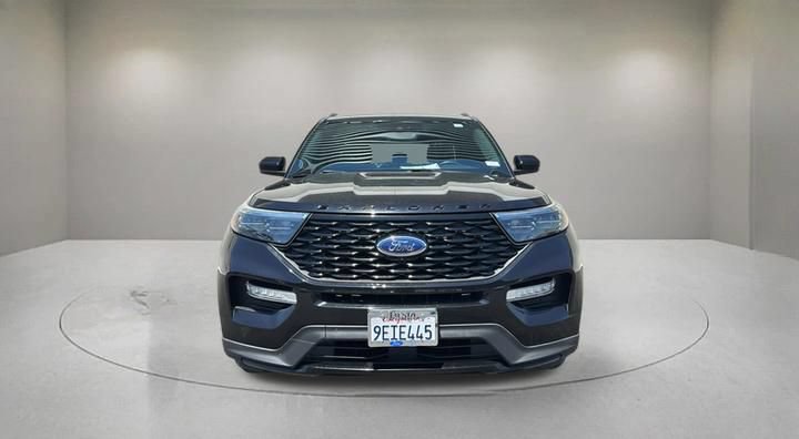 Certified 2022 Ford Explorer ST-Line RWD image 2