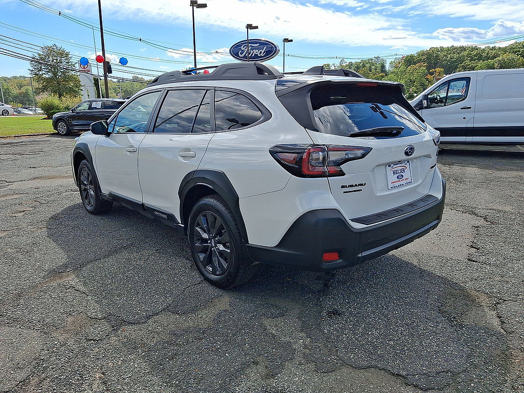 Used 2025 Subaru Outback Onyx Edition AWD/4WD image 28