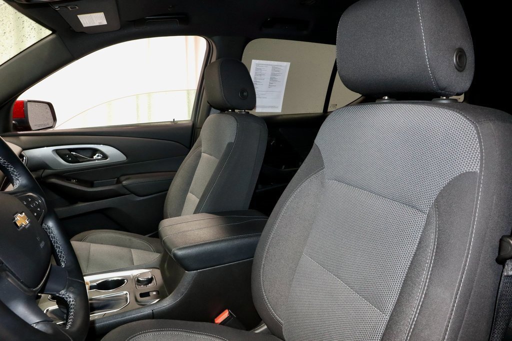 Used 2023 Chevrolet Traverse LT image 26