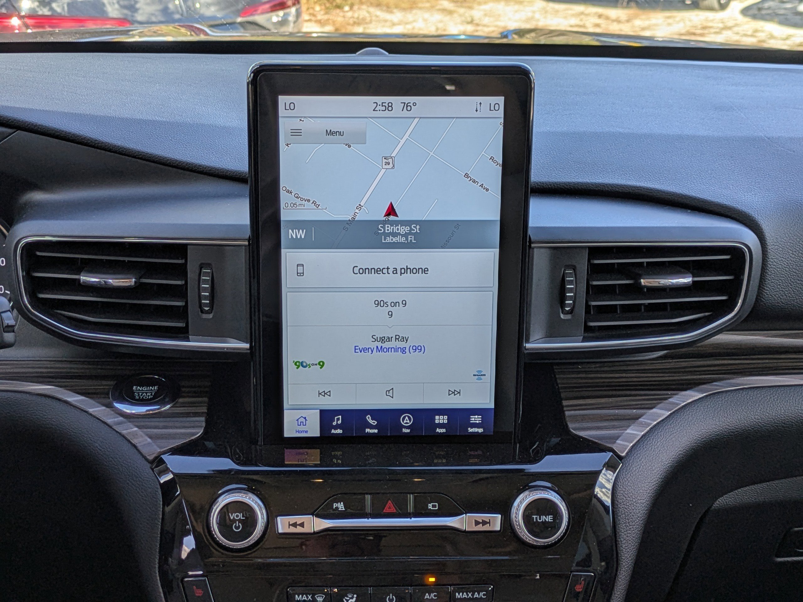 Certified 2023 Ford Explorer Limited w/ Limited Technology Package image 38