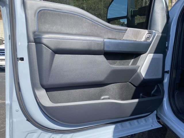 Certified 2025 Ford F250 Platinum image 19