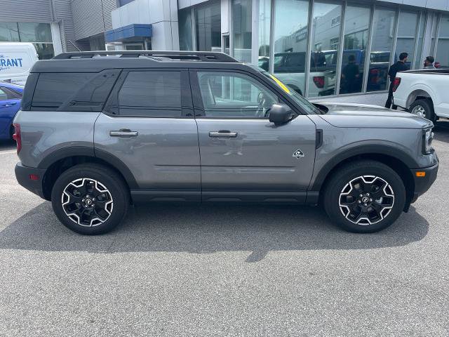 Certified 2025 Ford Bronco Sport Outer Banks w/ Outer Banks Tech Package+ AWD/4WD image 2