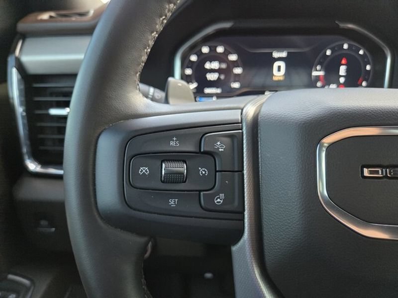 Used 2023 GMC Sierra 1500 Denali w/ Denali Reserve Package AWD/4WD image 31