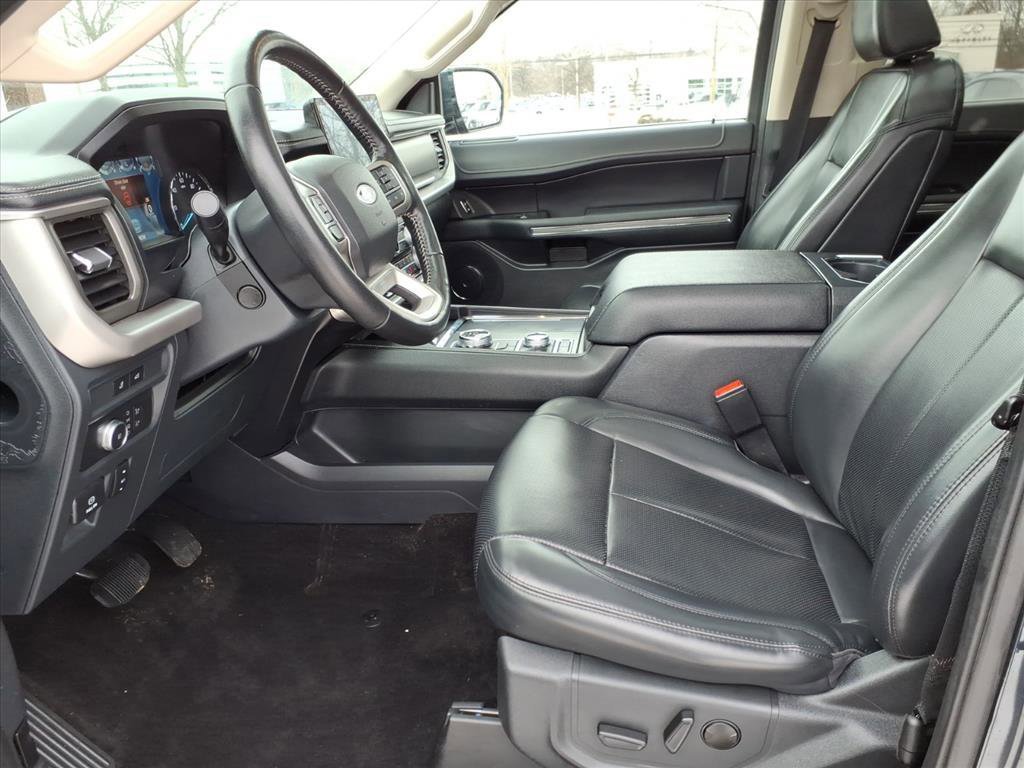 Certified 2022 Ford Expedition XLT image 10