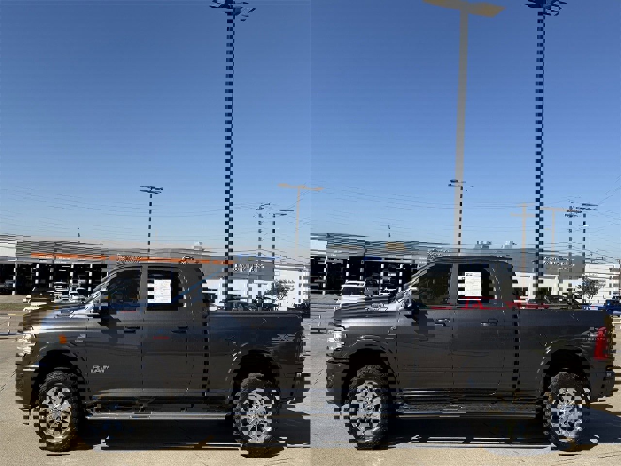 Used 2022 RAM 2500 Laramie image 3