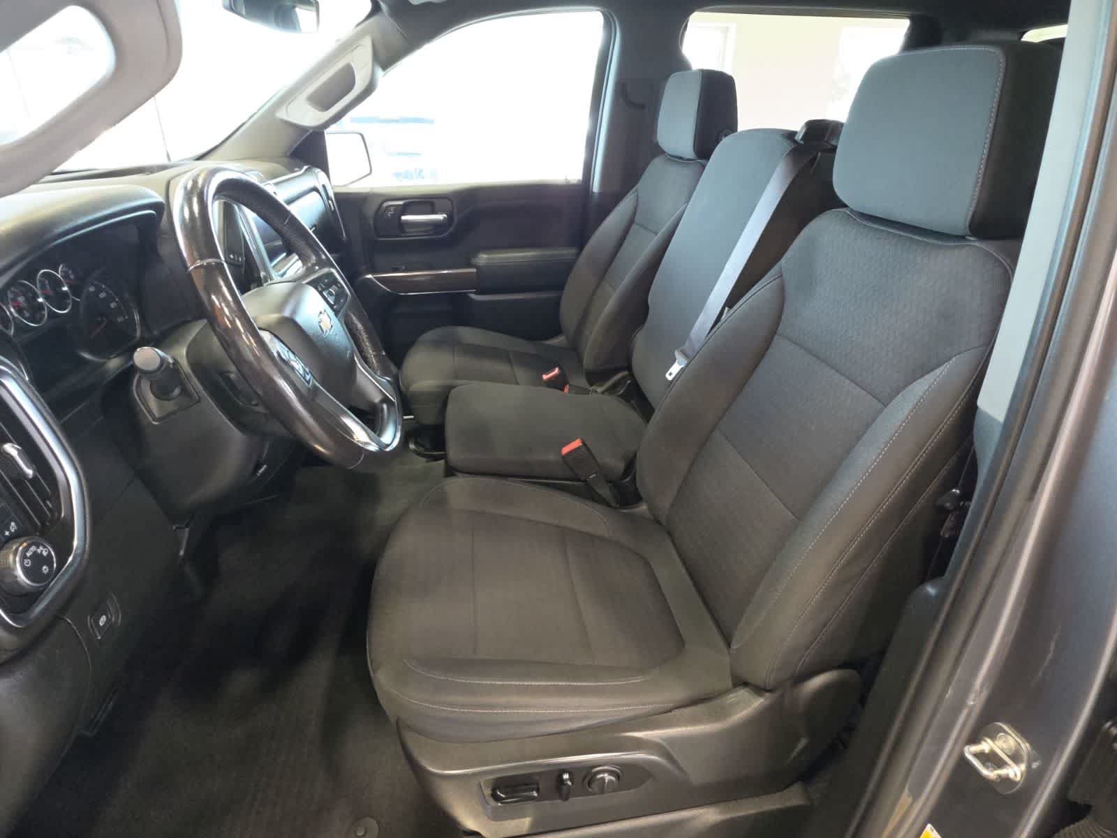Used 2020 Chevrolet Silverado 1500 LT w/ All-Star Edition AWD/4WD image 12