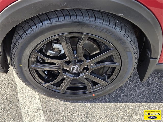 Used 2023 Nissan Kicks SR image 10