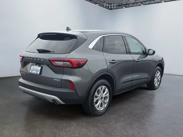 Certified 2024 Ford Escape Active AWD/4WD image 5