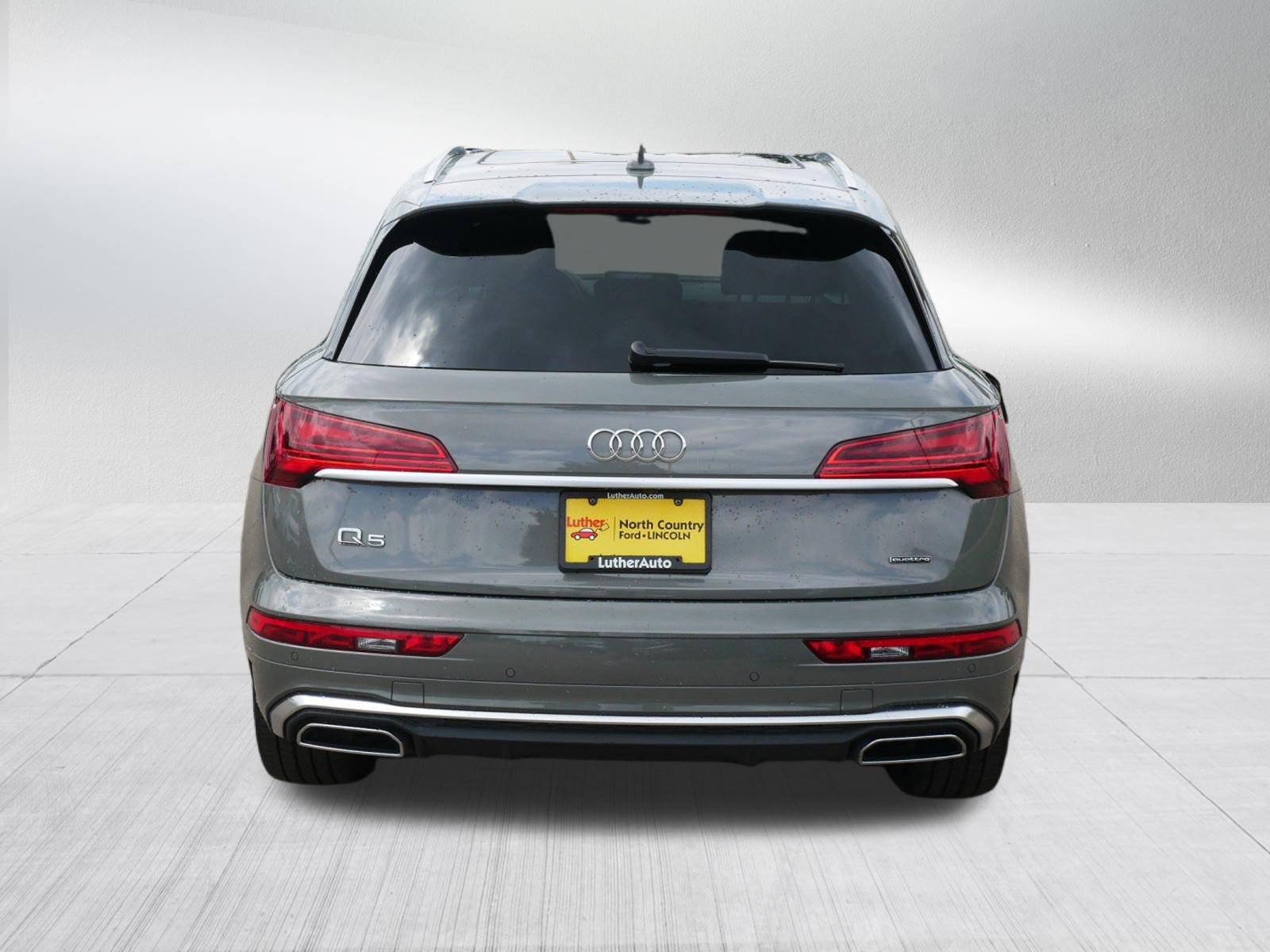 Used 2023 Audi Q5 2.0T Premium Plus w/ Premium Plus Package AWD/4WD image 6