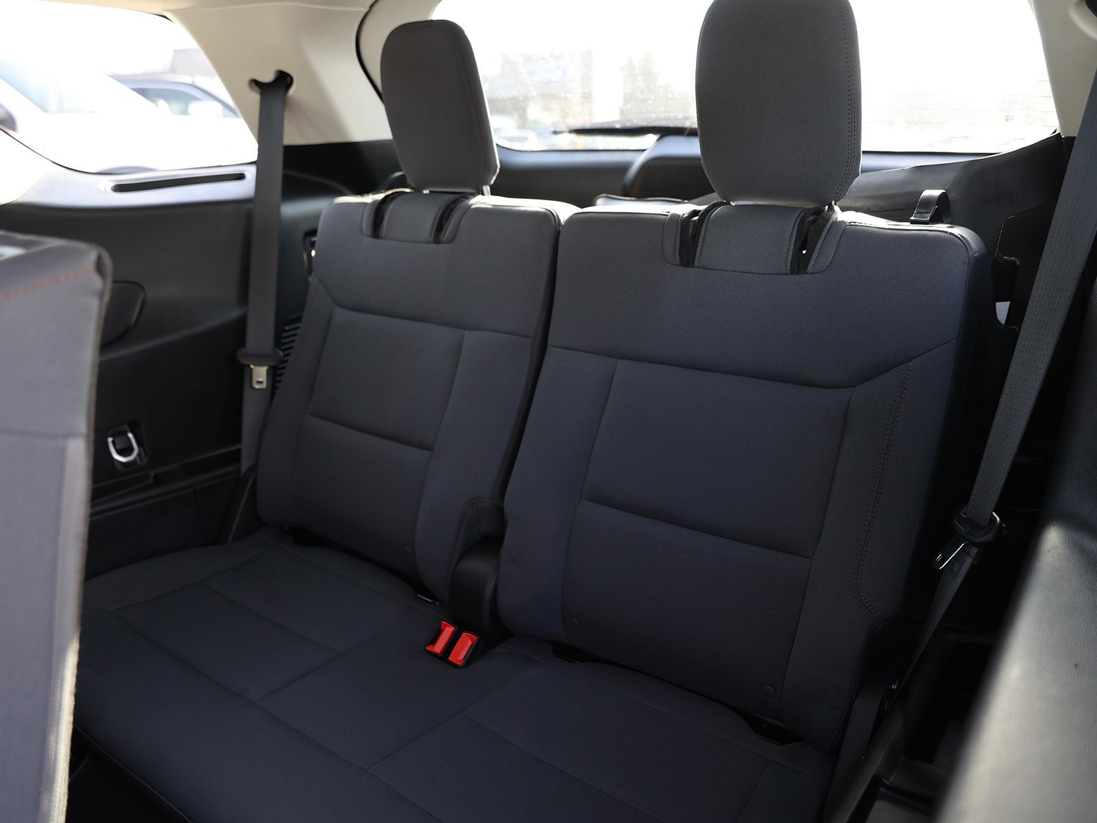 Certified 2025 Ford Explorer Active image 25