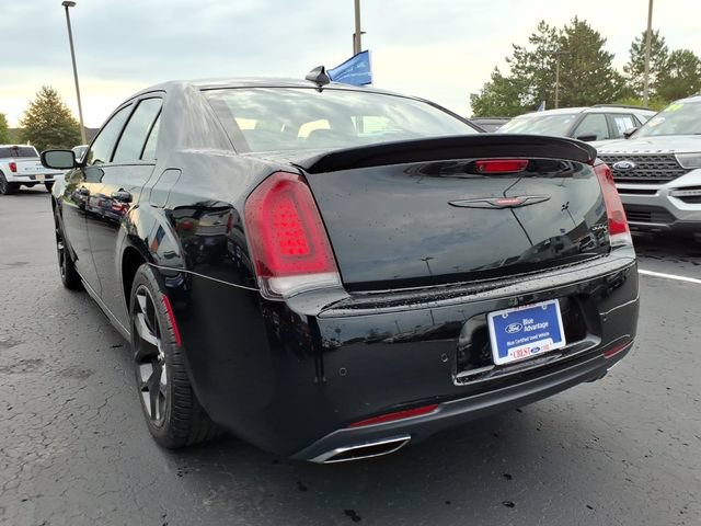 Used 2022 Chrysler 300 S w/ Comfort Group RWD image 6