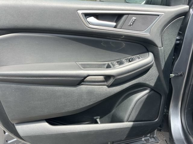 Certified 2024 Ford Edge SEL AWD/4WD image 33