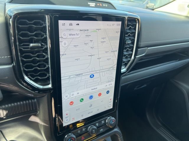 Certified 2024 Ford Ranger Lariat w/ Trailer Tow Package image 16