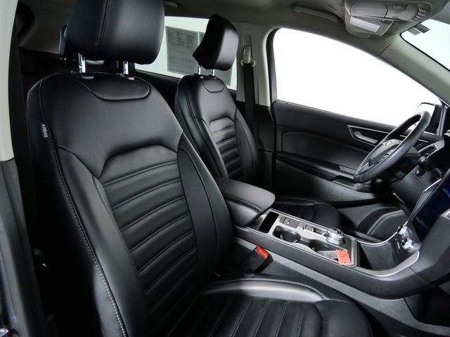 Certified 2024 Ford Edge SEL w/ Convenience Package AWD/4WD image 11