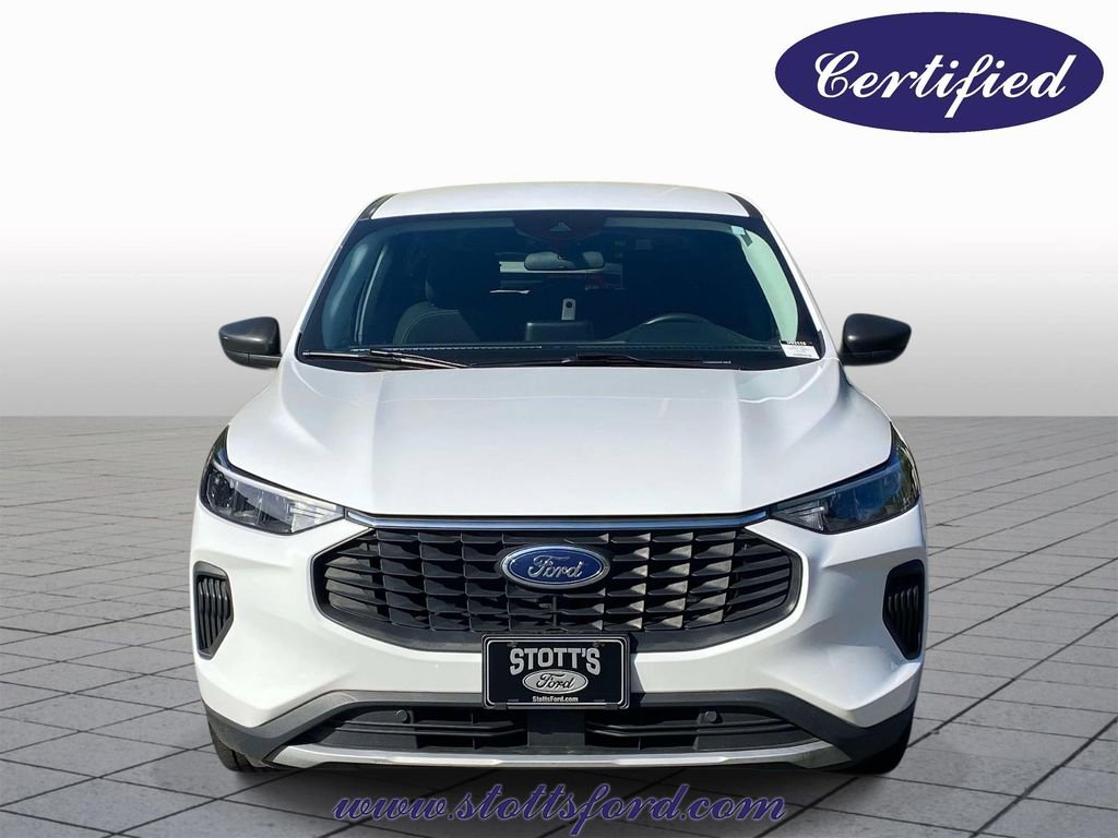 Certified 2023 Ford Escape Active w/ Cold Weather Package FWD image 2