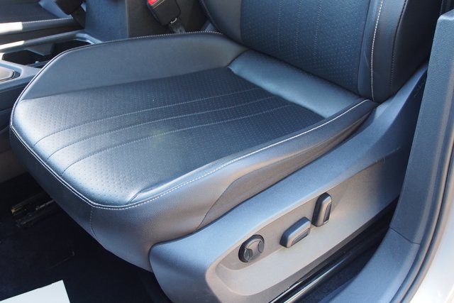 Used 2022 Volkswagen Tiguan SE FWD image 19