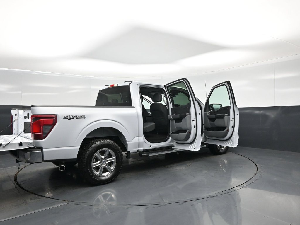 Certified 2025 Ford F150 XLT w/ Equipment Group 301A Standard AWD/4WD image 5