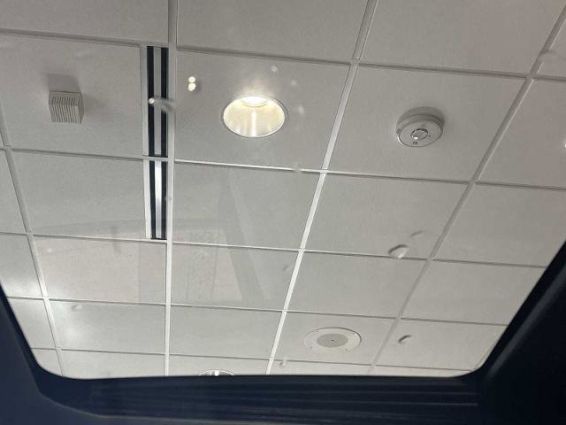 Certified 2021 Ford Explorer Limited w/ Hybrid Equipment Group 310A image 18