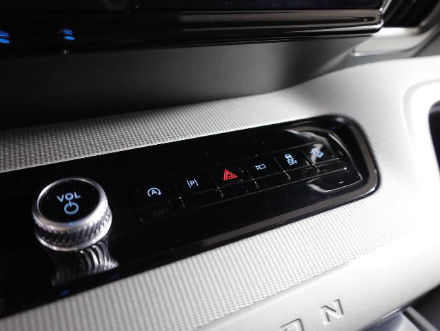 Certified 2025 Ford Expedition Max Active AWD/4WD image 20