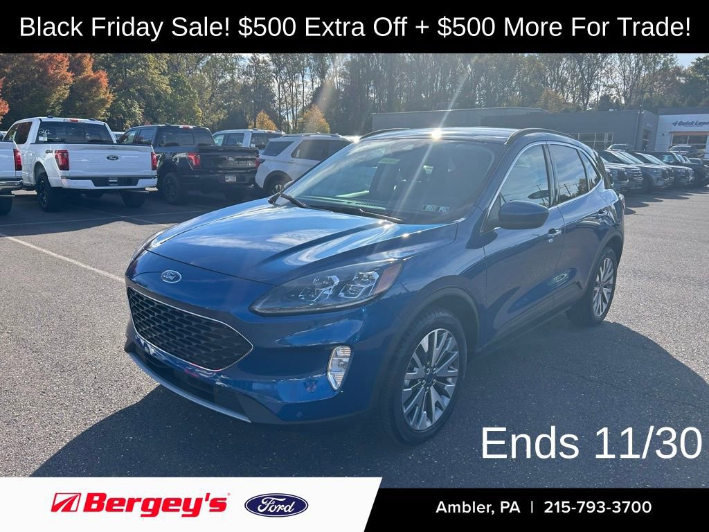 Certified 2022 Ford Escape Titanium w/ Class II Trailer Tow Package image 6