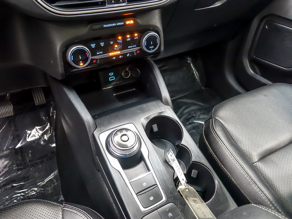 Certified 2022 Ford Escape SEL AWD/4WD image 19