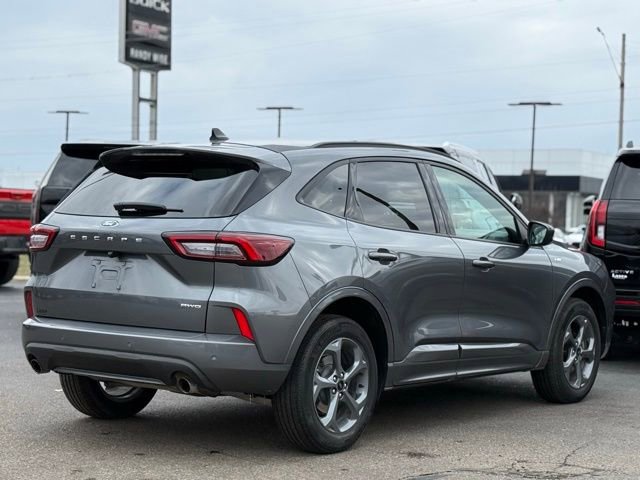 Certified 2023 Ford Escape ST-Line w/ Tech Pack #1 image 35