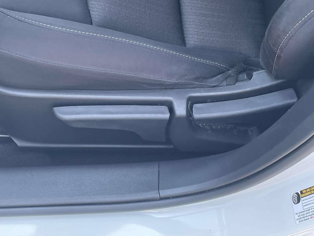 Used 2025 Nissan Altima 2.5 S FWD image 14