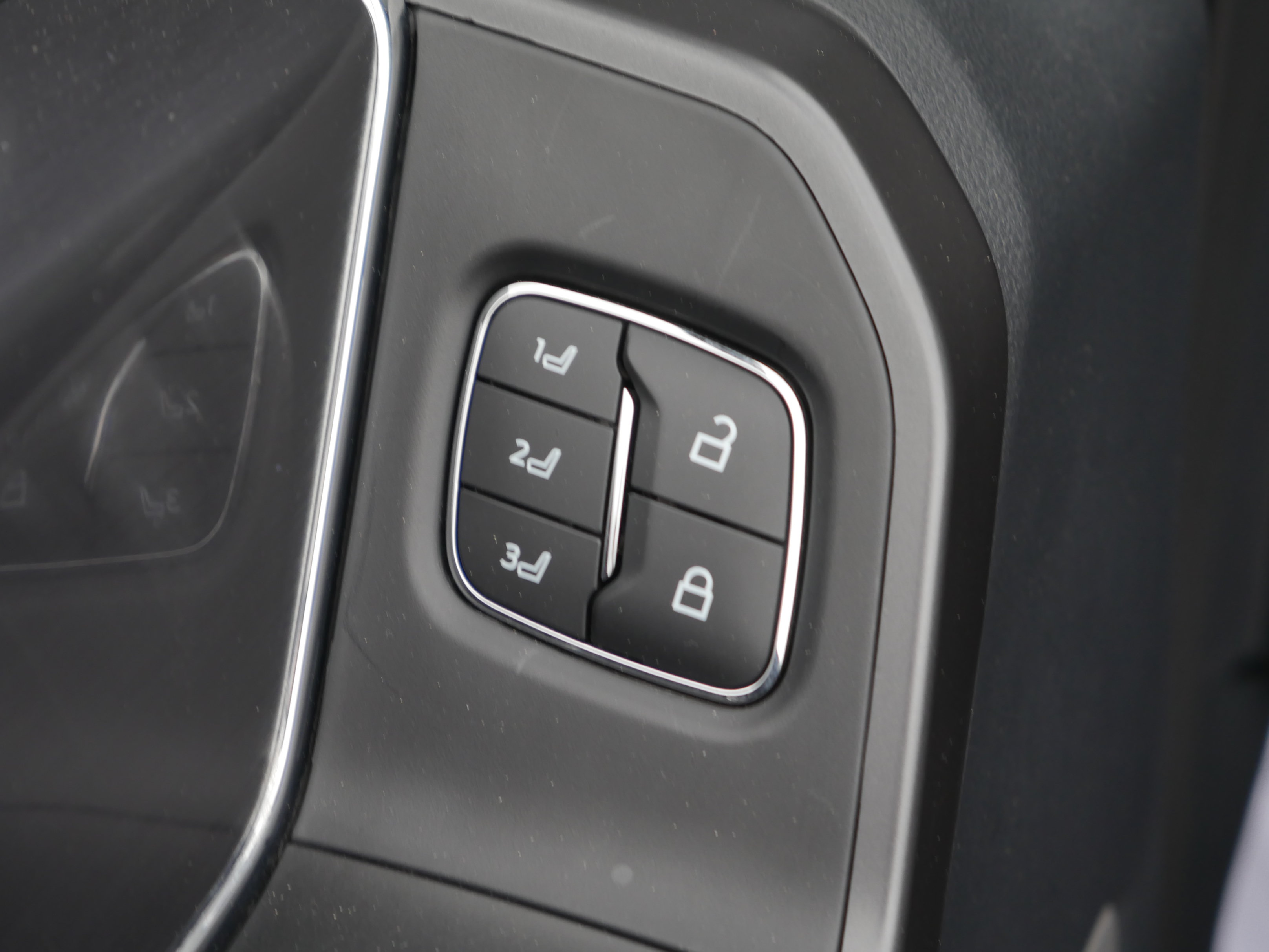 Certified 2025 Ford F150 Lariat AWD/4WD image 43