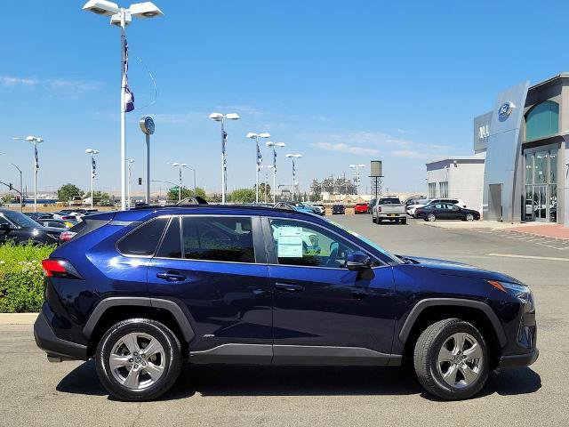 Used 2022 Toyota RAV4 XLE w/ XLE Grade Weather Package AWD/4WD image 3