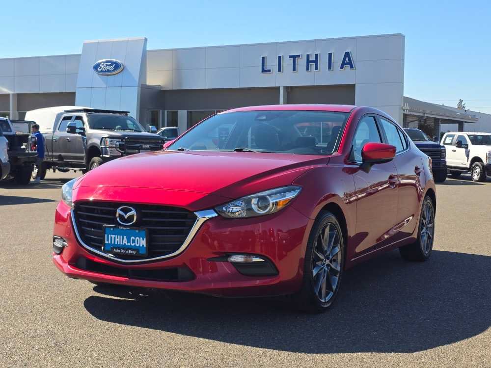 Used 2018 MAZDA MAZDA3 Touring FWD image 1