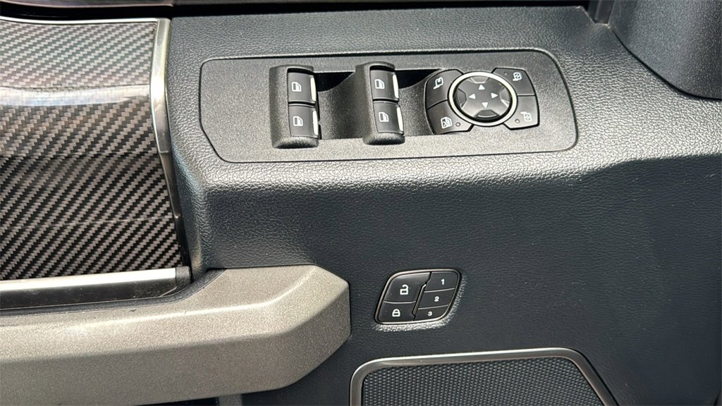 Certified 2017 Ford F150 Raptor image 19