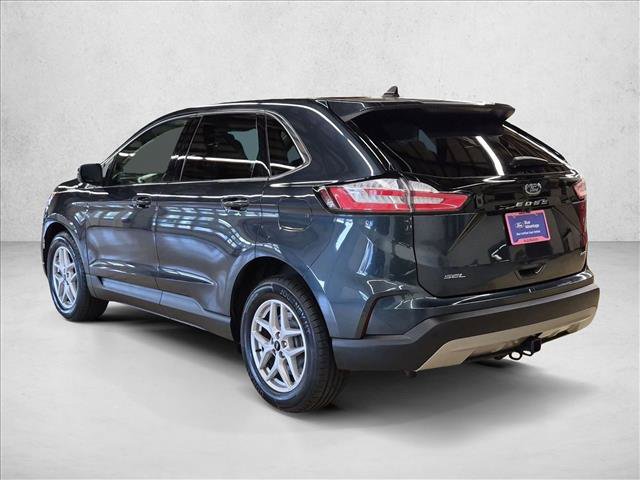 Certified 2024 Ford Edge SEL w/ Convenience Package AWD/4WD image 8