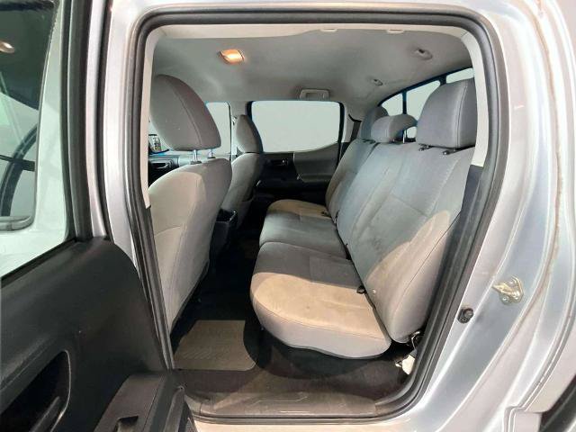 Used 2018 Toyota Tacoma SR AWD/4WD image 17