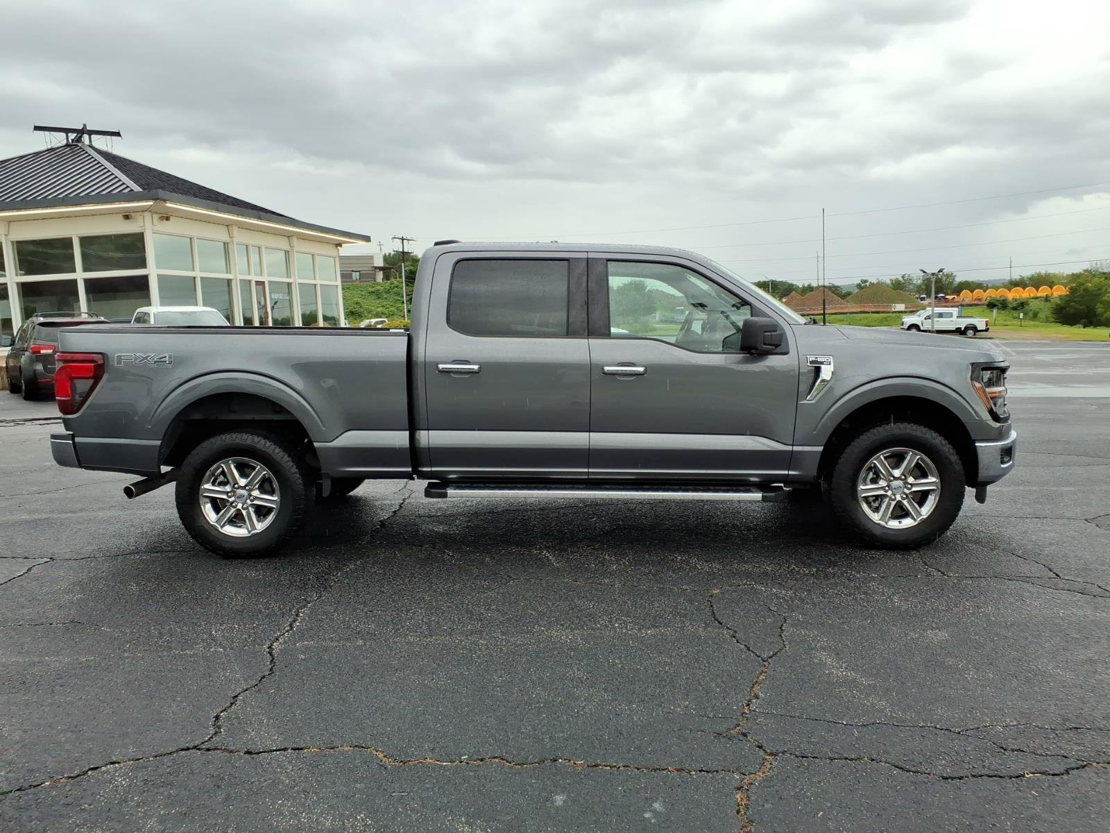 Certified 2024 Ford F150 XLT w/ FX4 Off-Road Package AWD/4WD image 8