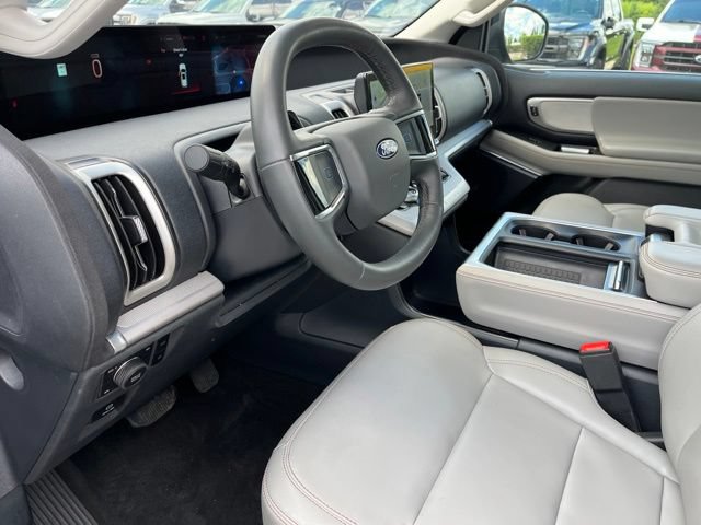 Certified 2025 Ford Expedition Active AWD/4WD image 24