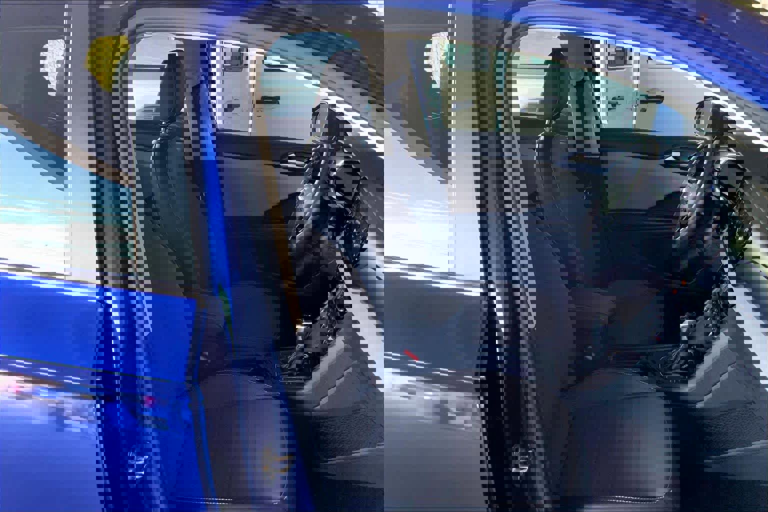 Used 2022 Volkswagen Taos SE image 10