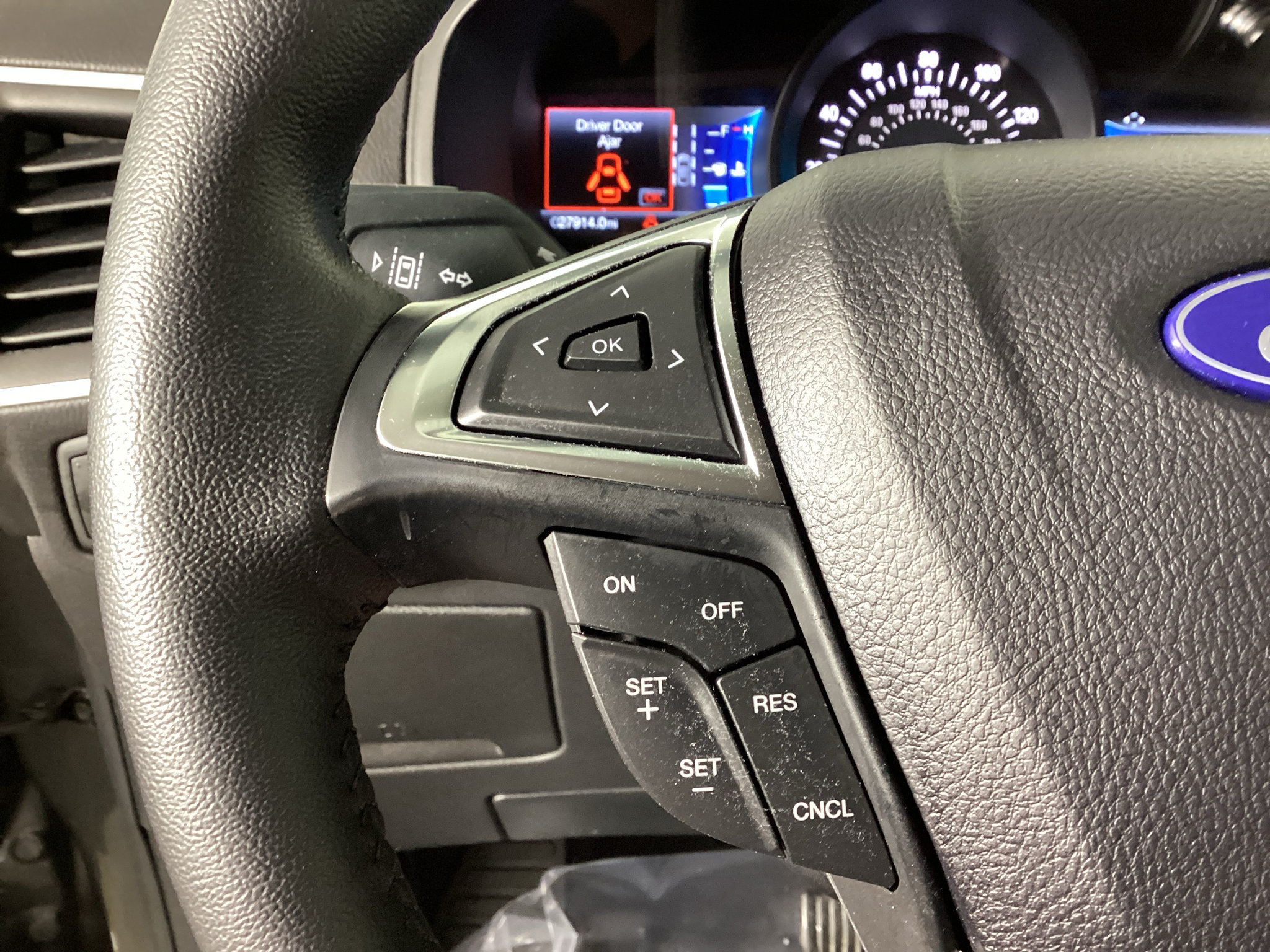 Certified 2024 Ford Edge SEL w/ Convenience Package AWD/4WD image 23
