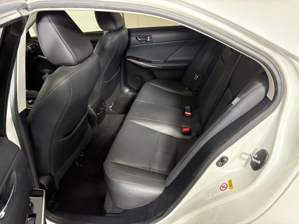 Used 2016 Lexus IS 200t image 29