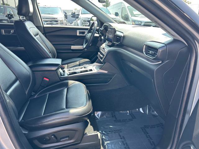 Certified 2023 Ford Explorer XLT w/ Equipment Group 202A AWD/4WD image 20