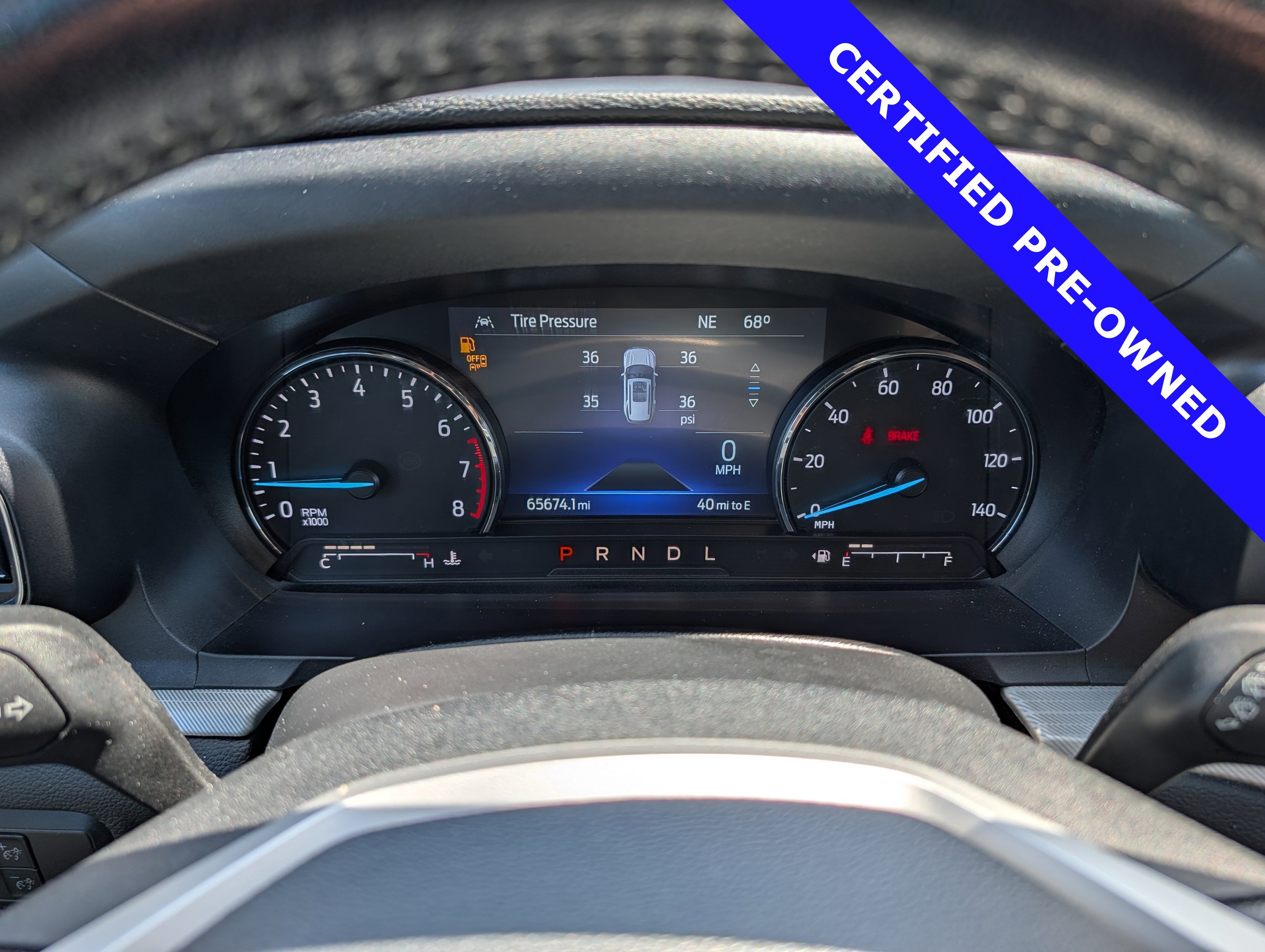 Certified 2022 Ford Explorer XLT w/ Equipment Group 202A AWD/4WD image 26