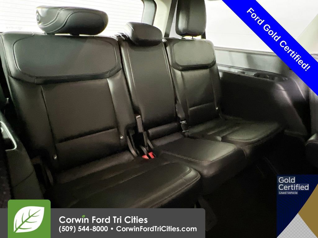 Certified 2025 Ford Expedition Max Platinum image 18